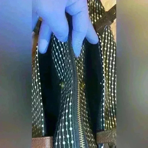 A black & brown Fossil Rachel top zipper closure tote bag. - Picture 5 of 12